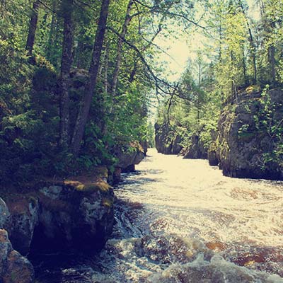 Voyageurs - Vermillion gorge